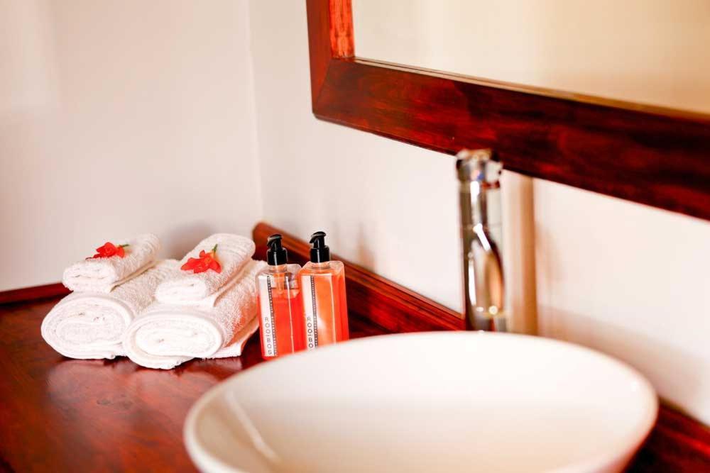 Thorntree Country Lodge Оудсхорн Экстерьер фото