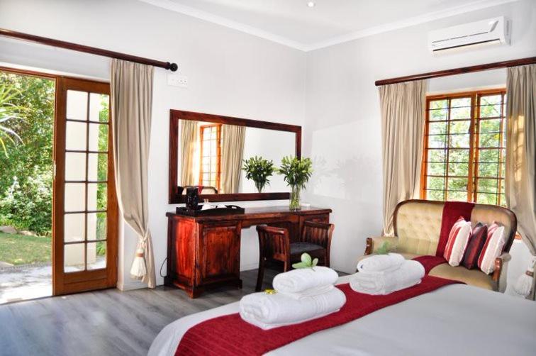 Thorntree Country Lodge Оудсхорн Экстерьер фото